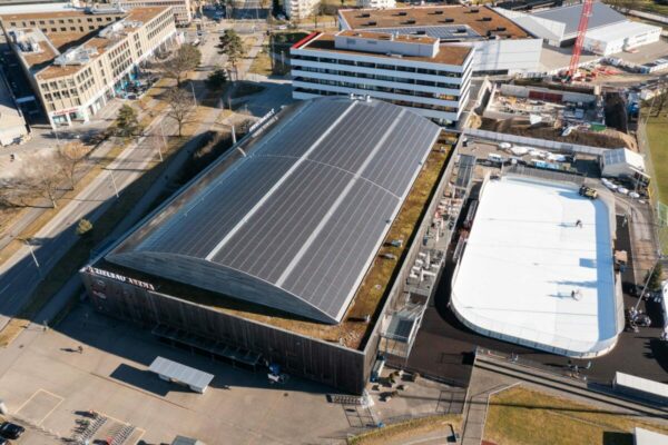 Photovoltaik-Anlage Eishalle Winterthur Vorschau